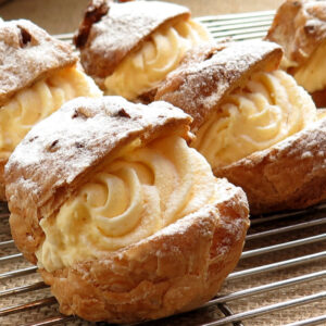Choux a la creme